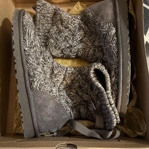 UGG Durable Sole Boots in Gray